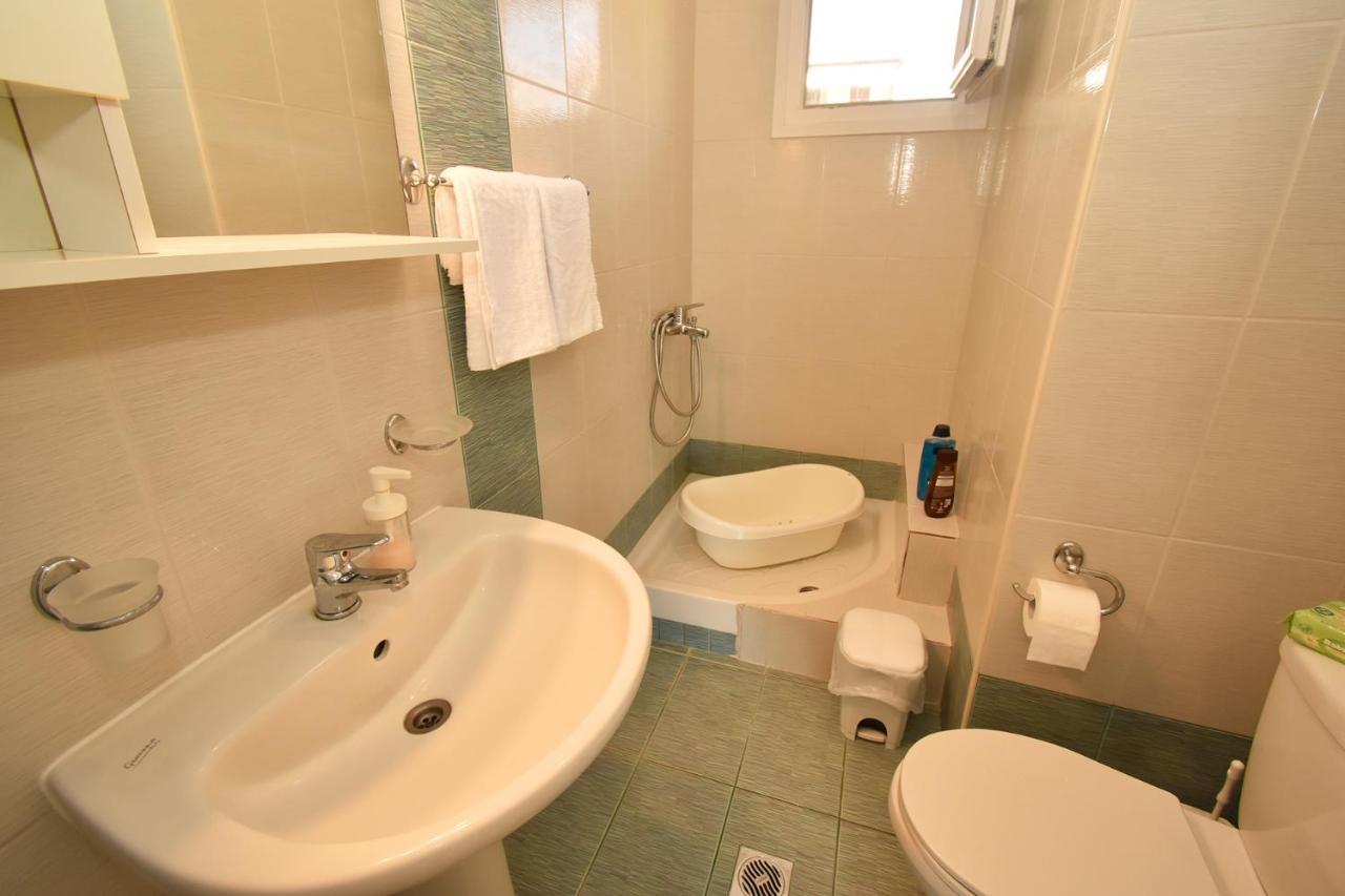 Lemon 2 Sea Side Apartment,