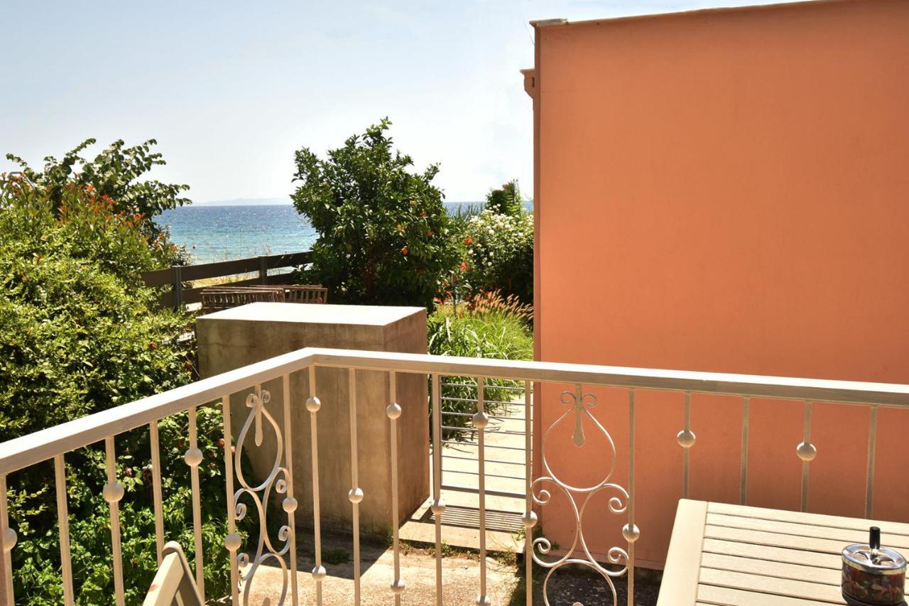 Lemon 2 Sea Side Apartment, *